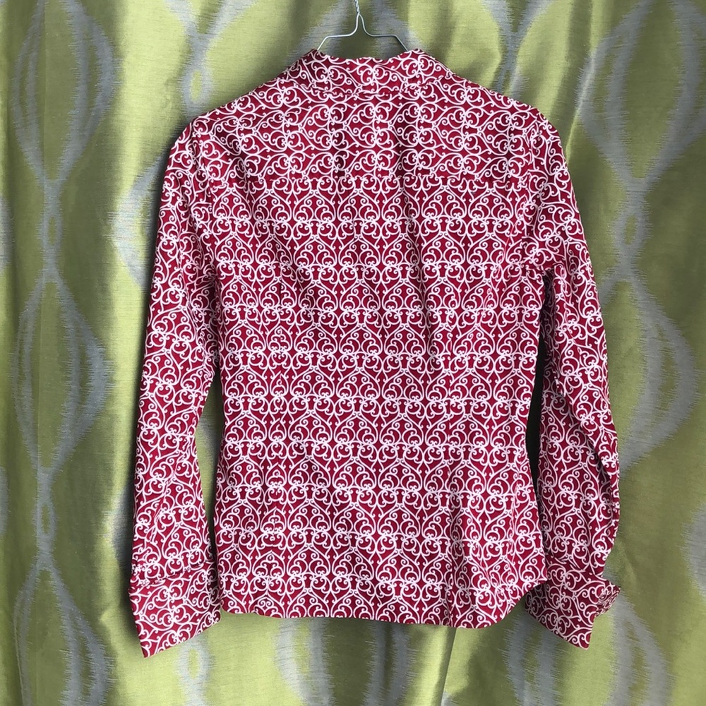Talbots Red Scroll Button Down Shirt Size 6p - image 2